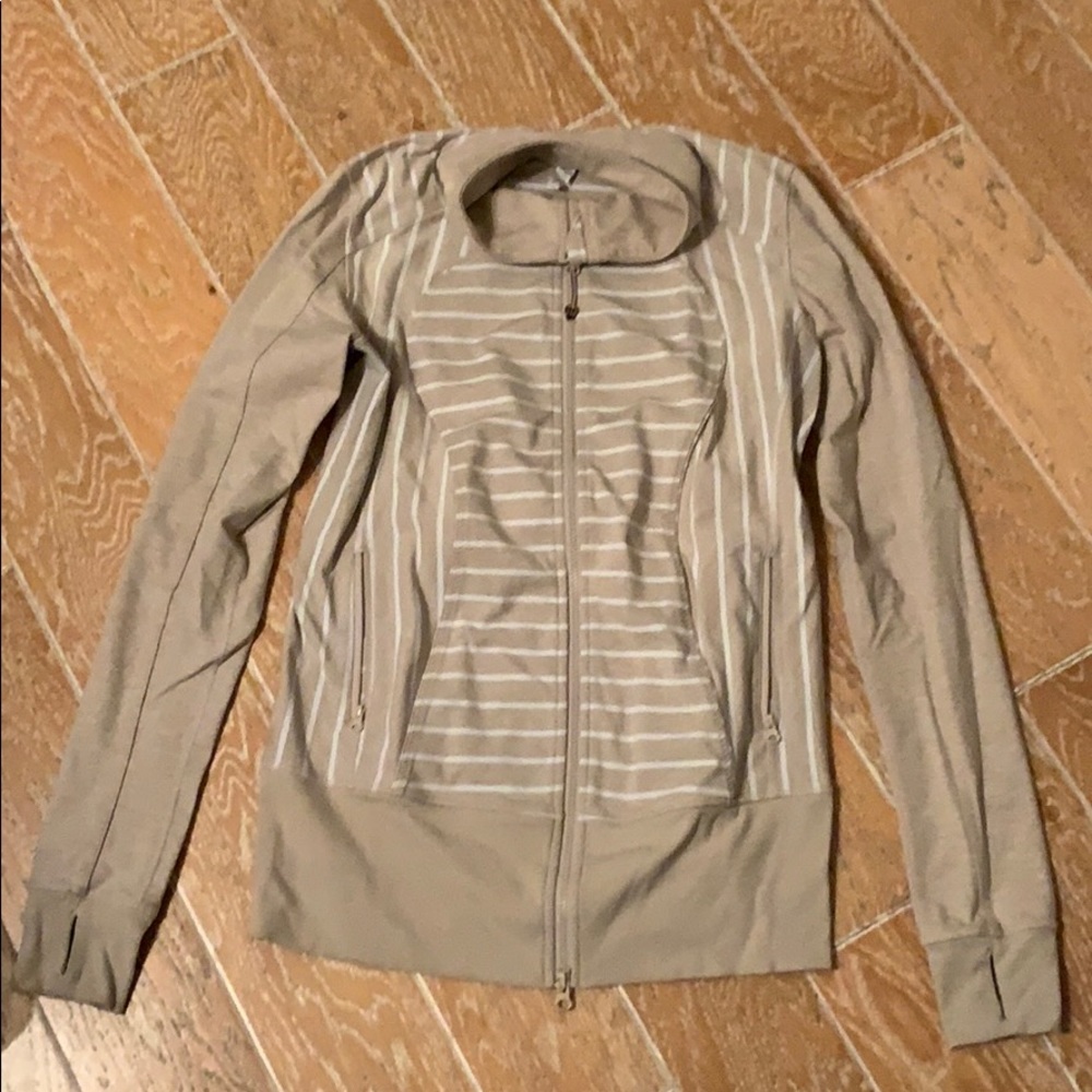 {Lululemon} beige and white zip up